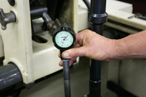 closeup-dial-bore-guage-engine-block-honed