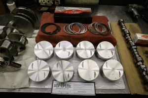 crankshaft-cam-pistons-all-engine-assembly-components