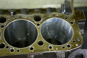 gas-engine-cylinders-finished-on-right-and-before-honing-on-right