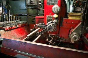 piston-rods-in-process-in-rod-reconditioning-machine